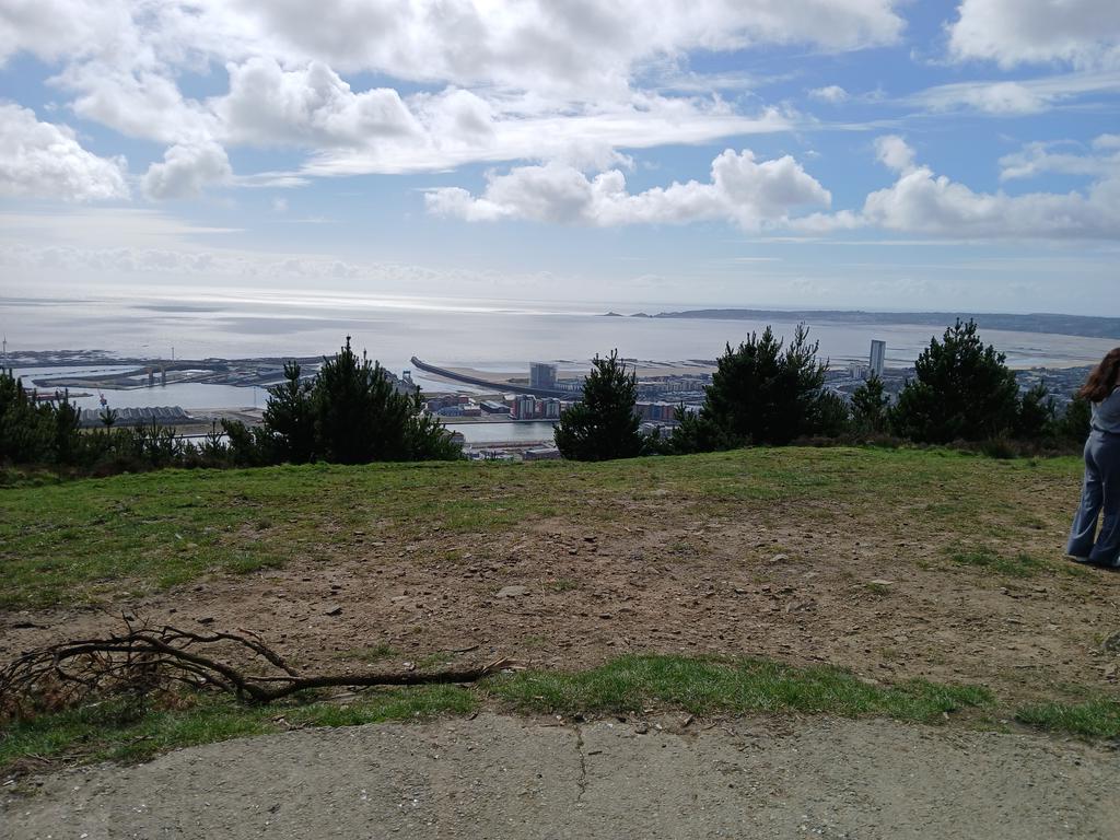 The wonderful view from Kilvey Hill, threatened by Skyline development, join the rally on top, 14.30 today @Save_Kilvey @ramblerscymru @campaignerkate @BritishHorse