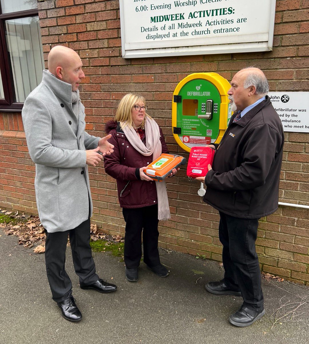 As @cllr_aston is a Paramedic, @littler_carol a St John Ambulance volunteer and Mushtaq an NHS Governor, the wellbeing of local folk will always be our priority. If elected, we pledge to increase the number of defibrillator sites across Upper Gornal, Woodsetton and The Foxyards.