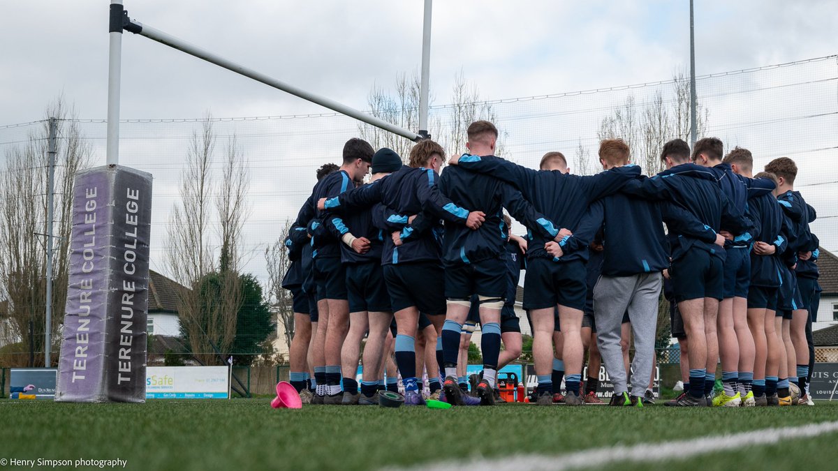 Great win this week in the Metro League final for the Senior Rugby team, lifting the Ian McKinley Cup. It is a fantastic achievement for the lads, who have shown courage and tenacity all season. Thanks to @TempleogueCSSp @TempleoguePE #newparkrugby #prideofnewpark