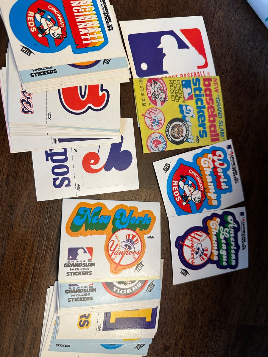 Couldn’t pass it by on eBay, I bought a couple of packs of these back in 1977 which I still have. Now to hunt down the color variations.