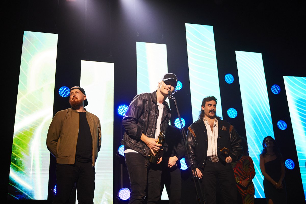 .@jamesbarkerband won Country Album of the Year at last night's JUNO Opening Night Awards Presented by @Music_Canada