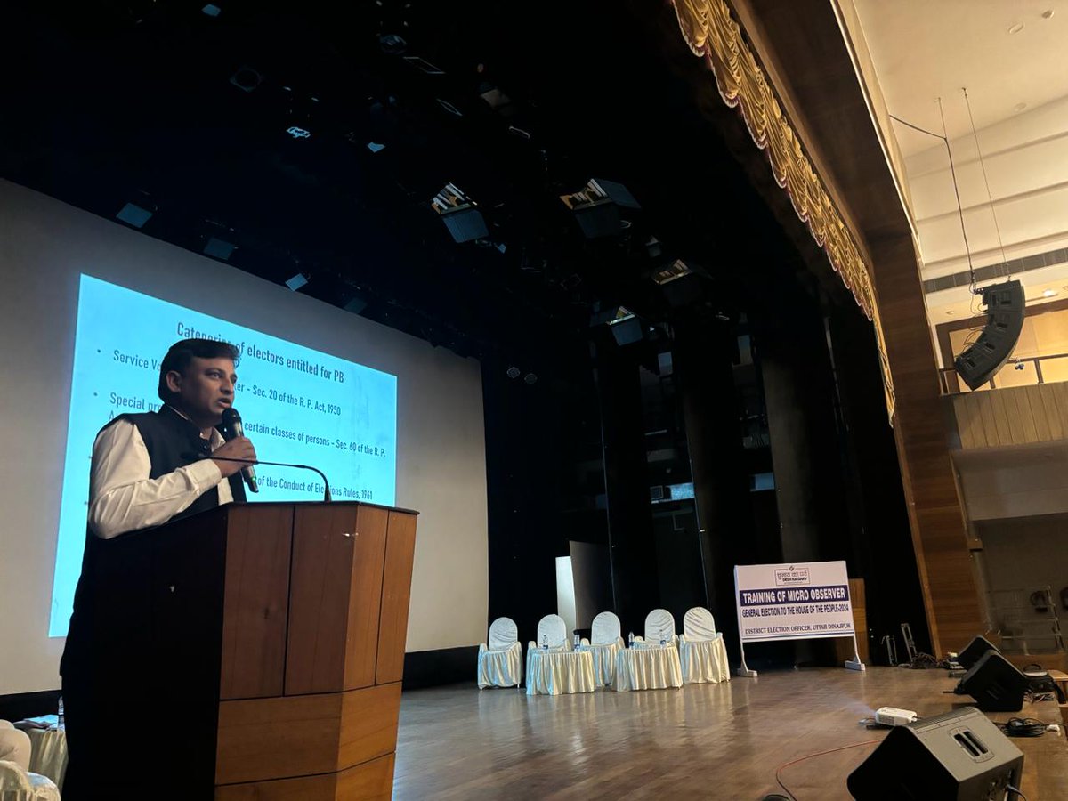 DM &amp; DEO Uttar Dinajpur briefing at the training of the Micro Observers for upcoming Lok Sabha Election at Uttar Dinajpur district, West Bengal.
#DeshKaGarv #ChunavKaParv #IVote4Sure 
<a href="/ECISVEEP/">Election Commission of India</a> 
<a href="/SpokespersonECI/">Spokesperson ECI</a> 
<a href="/rajivkumarec/">Rajiv kumar</a> 
<a href="/anuj_chandak/">ANUJ CHANDAK</a> 
<a href="/UttarDm/">D.M. Uttar Dinajpur, WB</a>