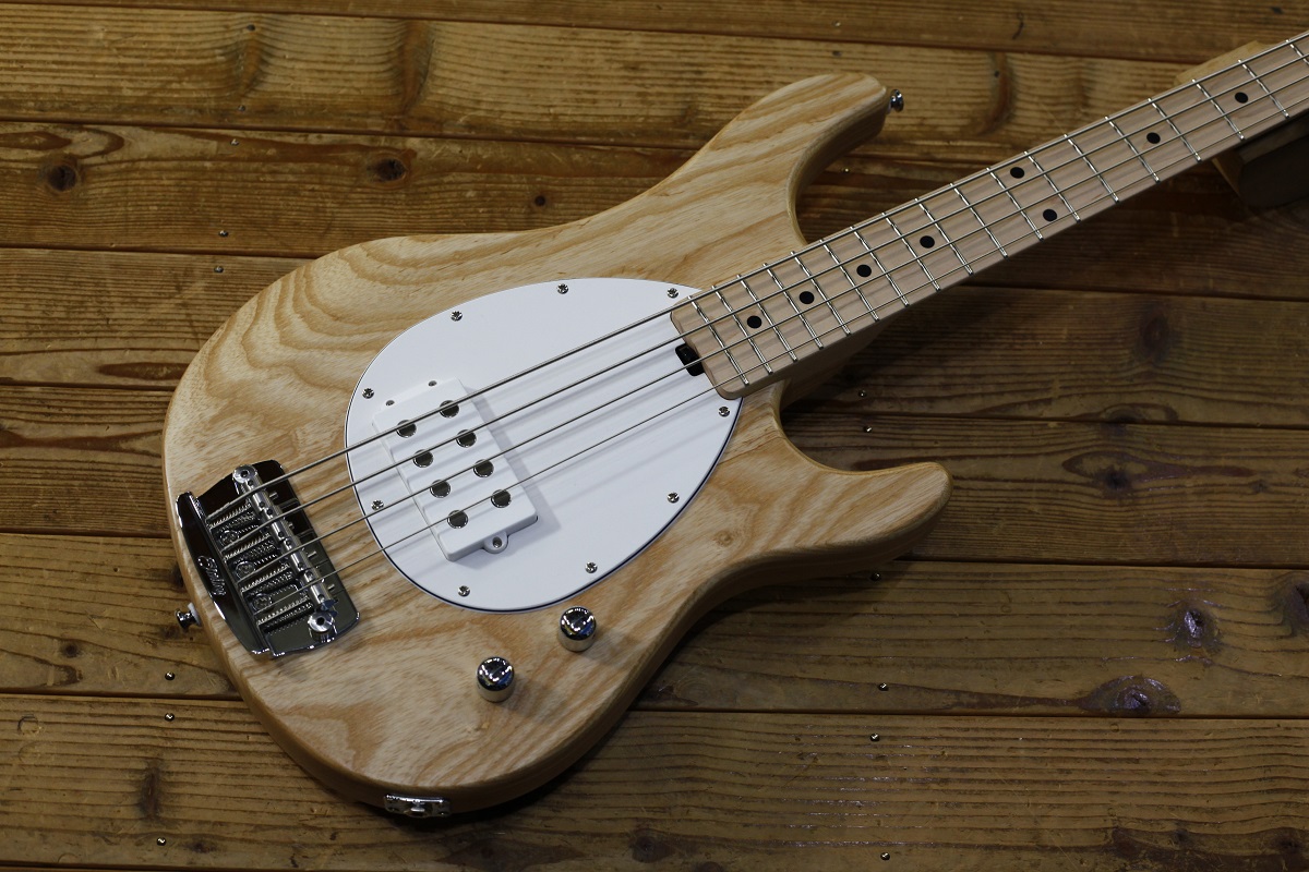 次回は4月初旬入荷予定】 Sterling by MUSIC MAN / STERLING SB14