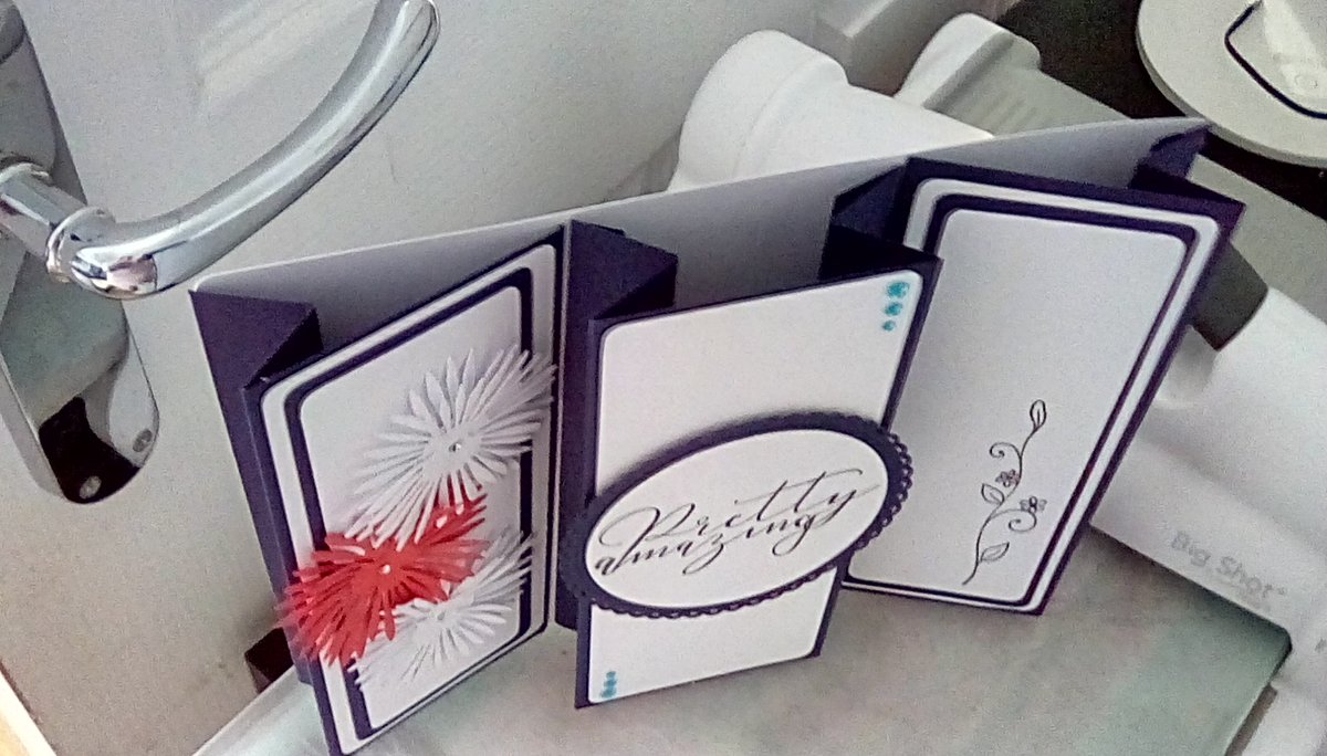 #handmadecards
#cardmaker
#bespokecards
#handmadegreetingscards