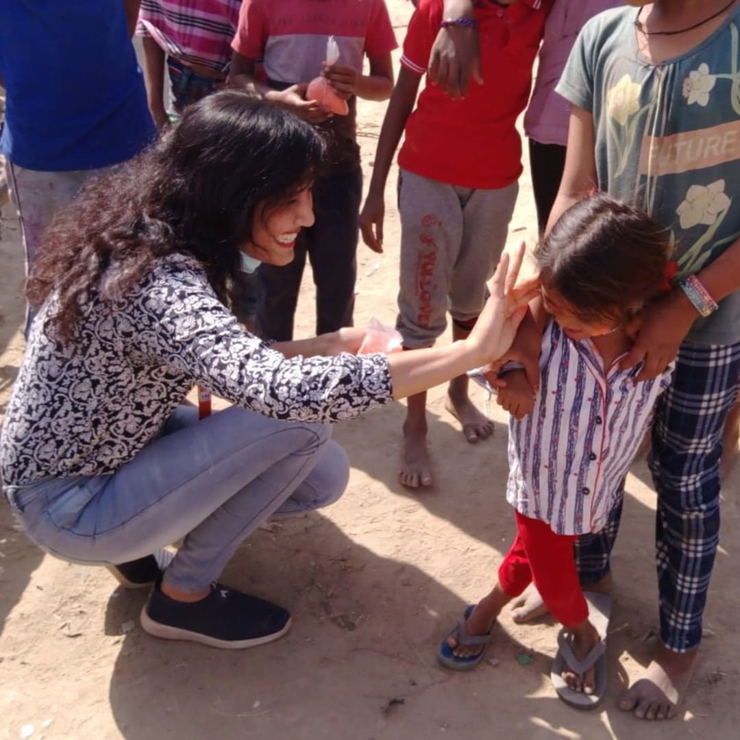 We_BlessingF's tweet photo. "Bringing joy to the underserved: Blessing Foundation's vibrant Holi celebration paints the community with love and unity! 🌈💖 #HoliCelebration #CommunityLove #BlessingFoundation" https://t.co/aXCaQ9mPYi