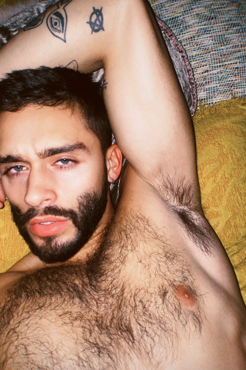 teachingselio's tweet image. ⠀⠀⠀⠀⠀⠀⠀⠀⠀⠀⠀⠀⠀⠀⠀⠀⠀⠀⠀⠀⠀
⠀
           “𝘎𝘰𝘯𝘯𝘢 𝘴𝘵𝘢𝘺 𝘪𝘯 𝘣𝘦𝘥. ”