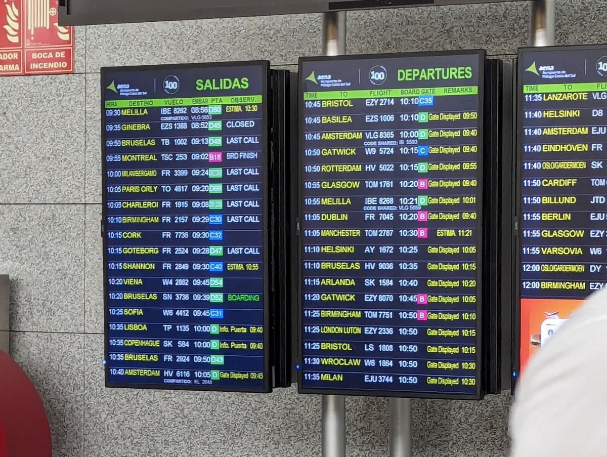 speeddragon's tweet photo. The software at Malaga airport needs to be fixed by adding a second field to the ORDER BY sort filter, because same departure time flights keep changing their order in the screens. https://t.co/YXssHzVFvY