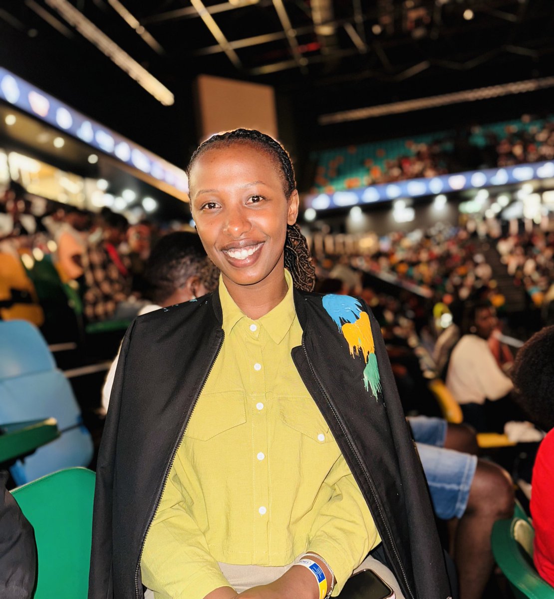 Ishimwe71's tweet photo. Thank you @InyamibwaRwanda  for #InkuruYa30 Tuzayibwira n’Ubuvivi ! 
Imbere ni Heza🇷🇼🩷 https://t.co/mEKQfxeXwE