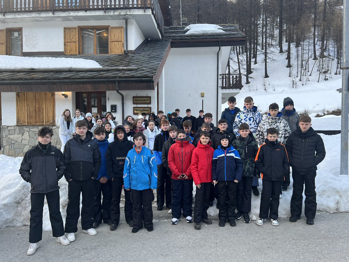 The @whs_cardiff ski group ready for their first morning of ⛷️ #whitchurchhs #skiitaly2024