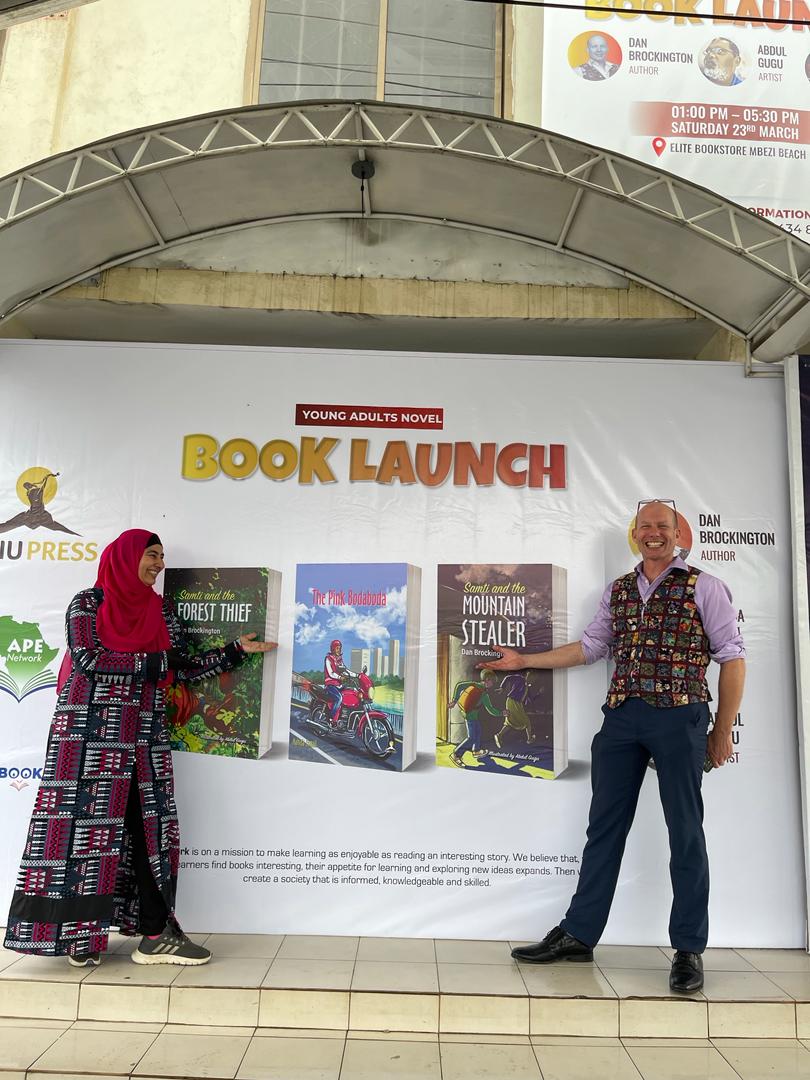 DanBkidsbooks's tweet photo. Samti is out in the world. It's been a while since I smiled this much. Thanks so much to all involved @NahidaEsmail @MabalaMakengeza, Abdul, Hermes, Anita and the whole APE Network team. It was an amazing event. https://t.co/Gv1pxh4Qjf