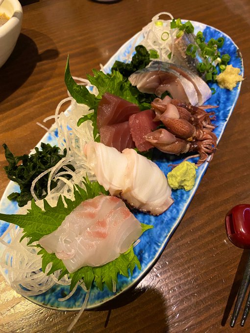 横浜駅の都っていう居酒屋、、、 ここは素晴らしい🍺 家から近かったら通いたい... https://t.co/tXqBYtpirk