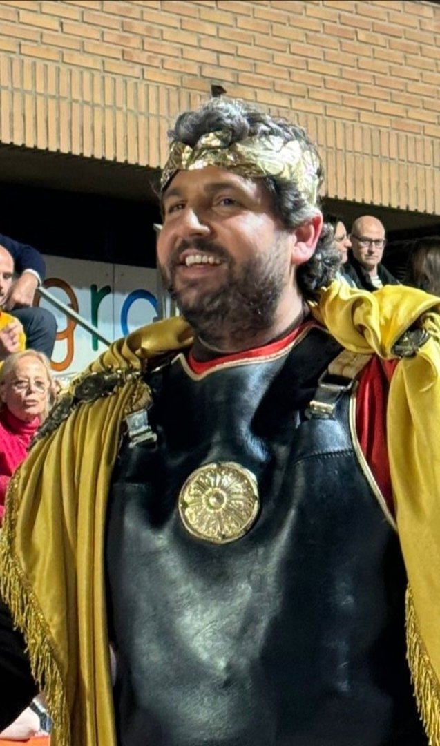 CorellaTej7982's tweet photo. Éste es el nivel de la Política en #murcia, un garrulo descerebrado haciendo el gilipollas con dinero público 🤬🤬🥵🥵💩💩🤢🤢🤮🤮 #pp #vox #ppvox #voxpp #fachosfera #fschas #DomingodeRamos #DomingoDeRamos2024 #SemanaSanta2024 #SemanaSanta #bastaya https://t.co/iOVPfqDrB3
