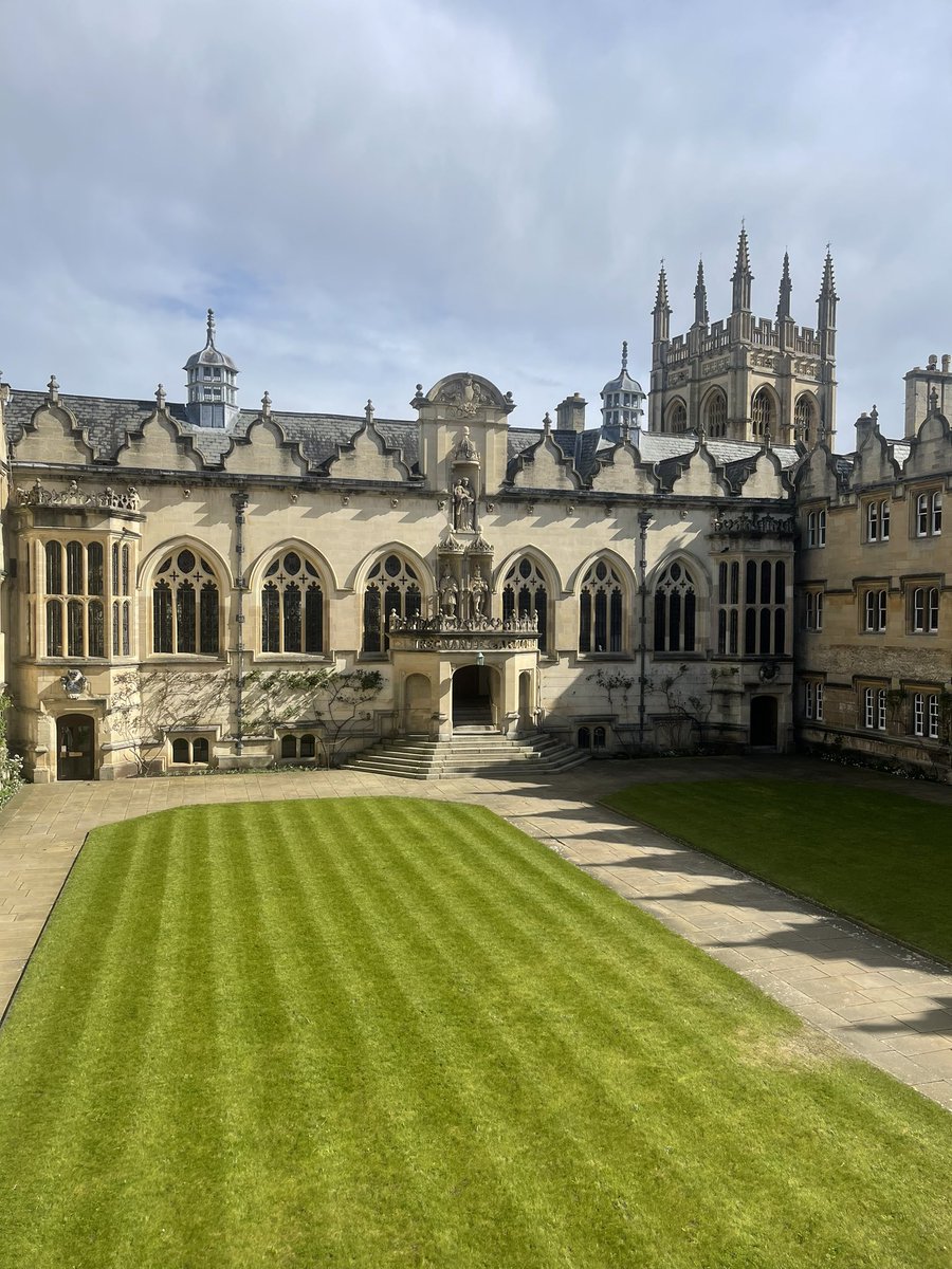 Last day of the Oxford Literary Festival 2024. 400 authors spoke- it is the highlight of the literary year. Make sure to come next year