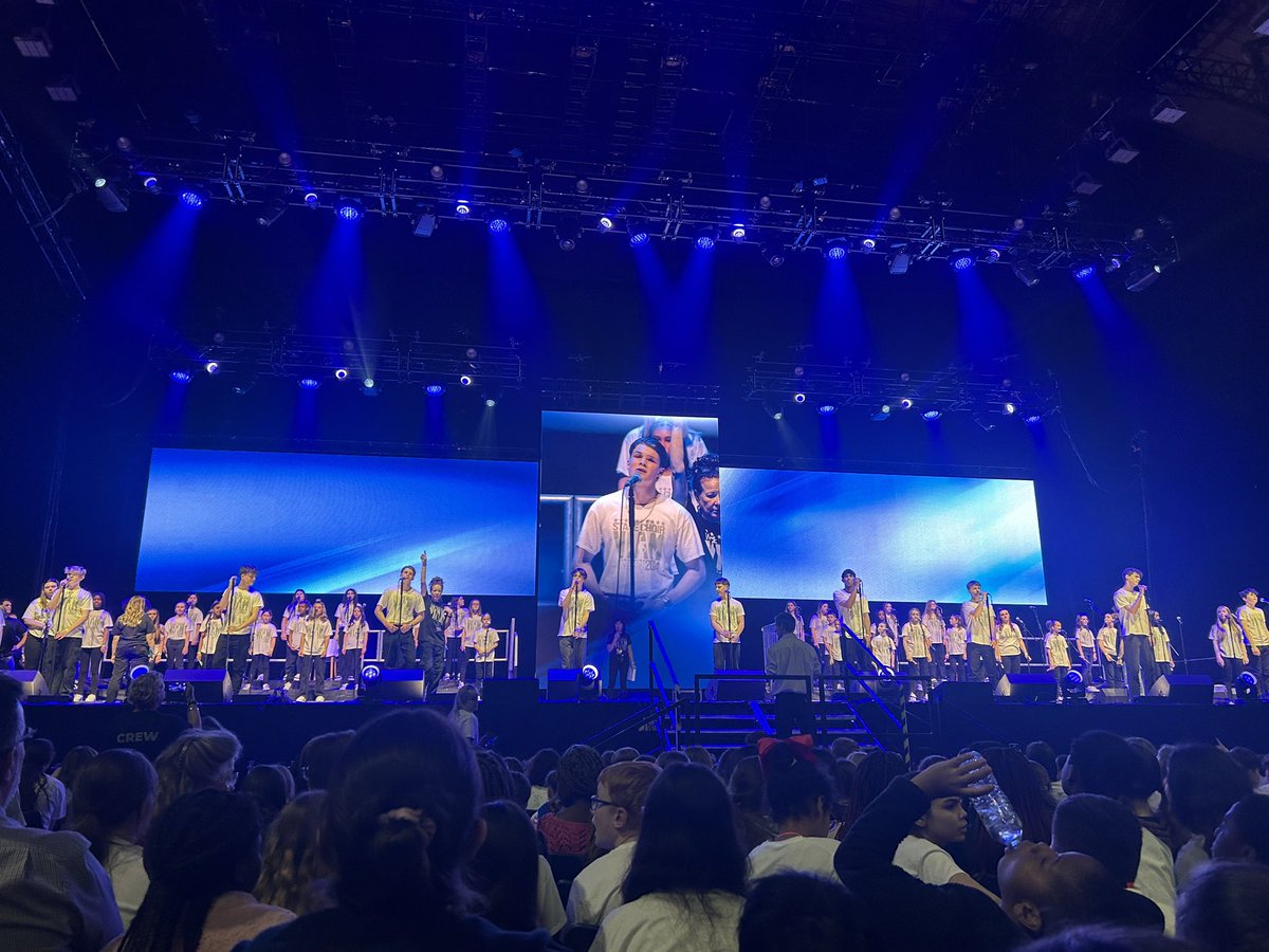 MrsBenedickSPS's tweet photo. Loved taking our school choir to VIAM, they enjoyed every second and made the weeks of teaching songs and dances really worth it. #music #voiceinamillion https://t.co/VbJt6OSFUh
