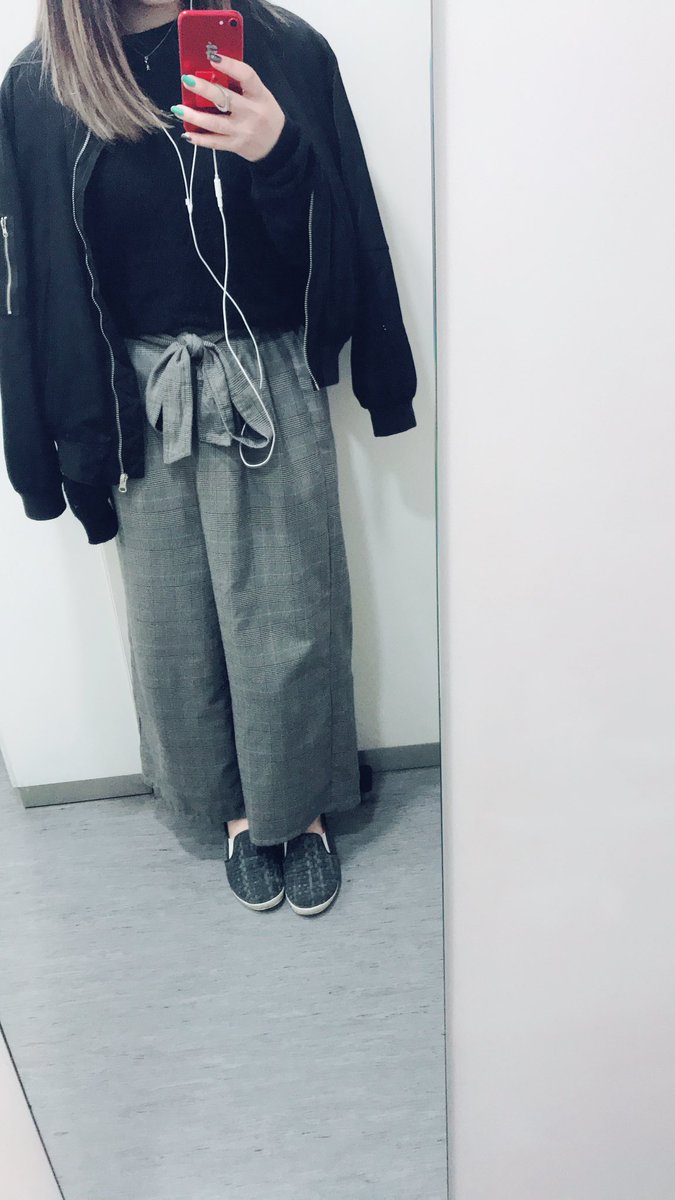 ぉな にーどーが送るのでぉ か ずにして？

たっくさん抜いてほしいな💜

プロフの🎦置いてる所からも見れるよ💓
編集してないから長過ぎかも💦