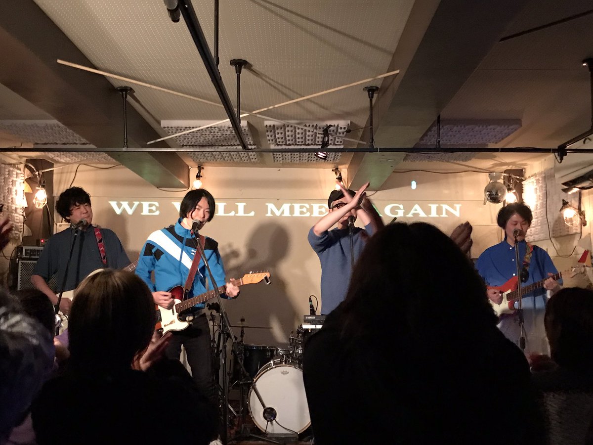 maomagu8686's tweet photo. 東京センチメンタル馬鹿野郎 @tyo_sentimental は、ずっと気になってたバンド。楽しみにしてました♪
メンバーさん達の優しさと温かさが伝わってくる演奏でしたよ。
コールアンドレスポンスも楽しかったです🙅‍♀️
また皆さんにお会いできますように😊

#東京センチメンタル馬鹿野郎 
#THEACOUSTICS https://t.co/pvVq8JlGcW