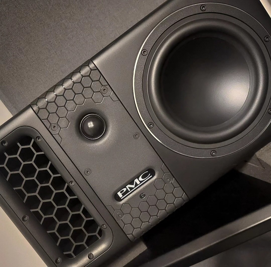 Setting up my dream set of studio monitors! A beautiful pair of PMC6's. I can't wait to get these jamming in my new studio!!