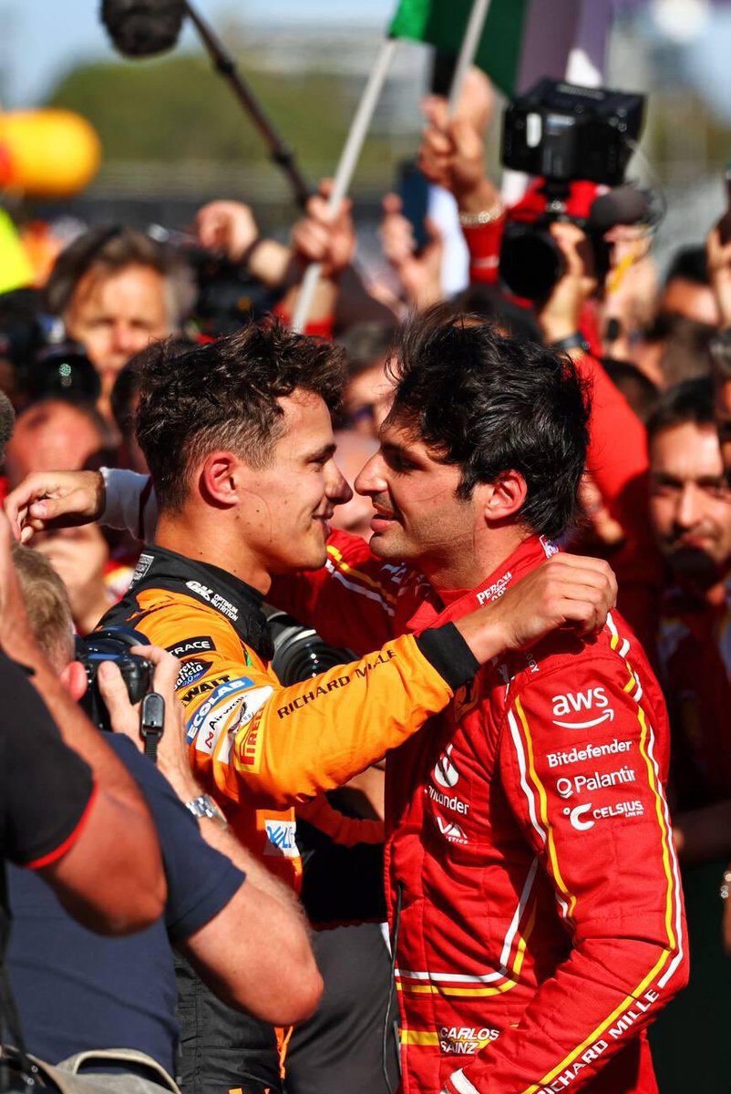 Lando Norris Fans tweet media