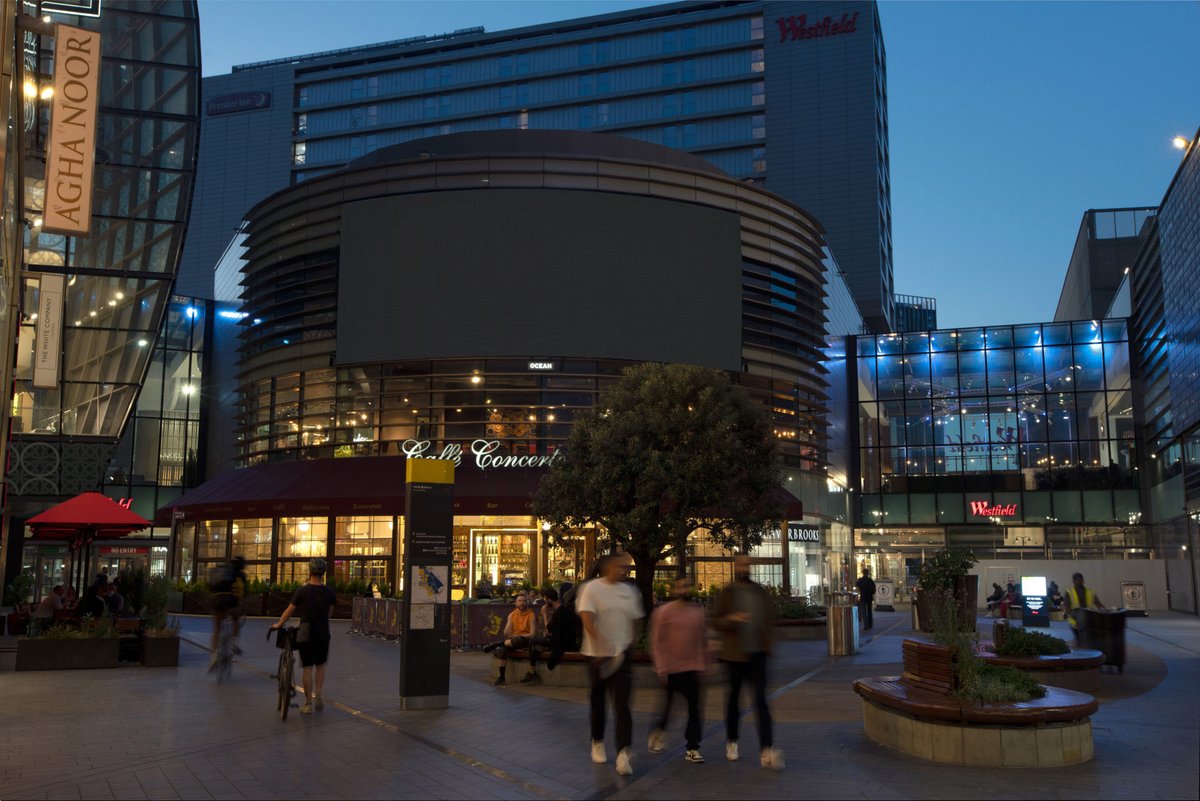 Powering down for #EarthHour2024🌍
 
This Saturday, at 8:30pm, <a href="/PicLights/">Piccadilly Lights</a> <a href="/BFI/">BFI</a> IMAX and 19 screens across our <a href="/westfieldlondon/">Westfield London</a> and <a href="/westfieldstrat/">Westfield Stratford City</a> locations went dark, to shine a light on nature restoration and the urgent need for change. oceanoutdoor.com/ocean-news/new…