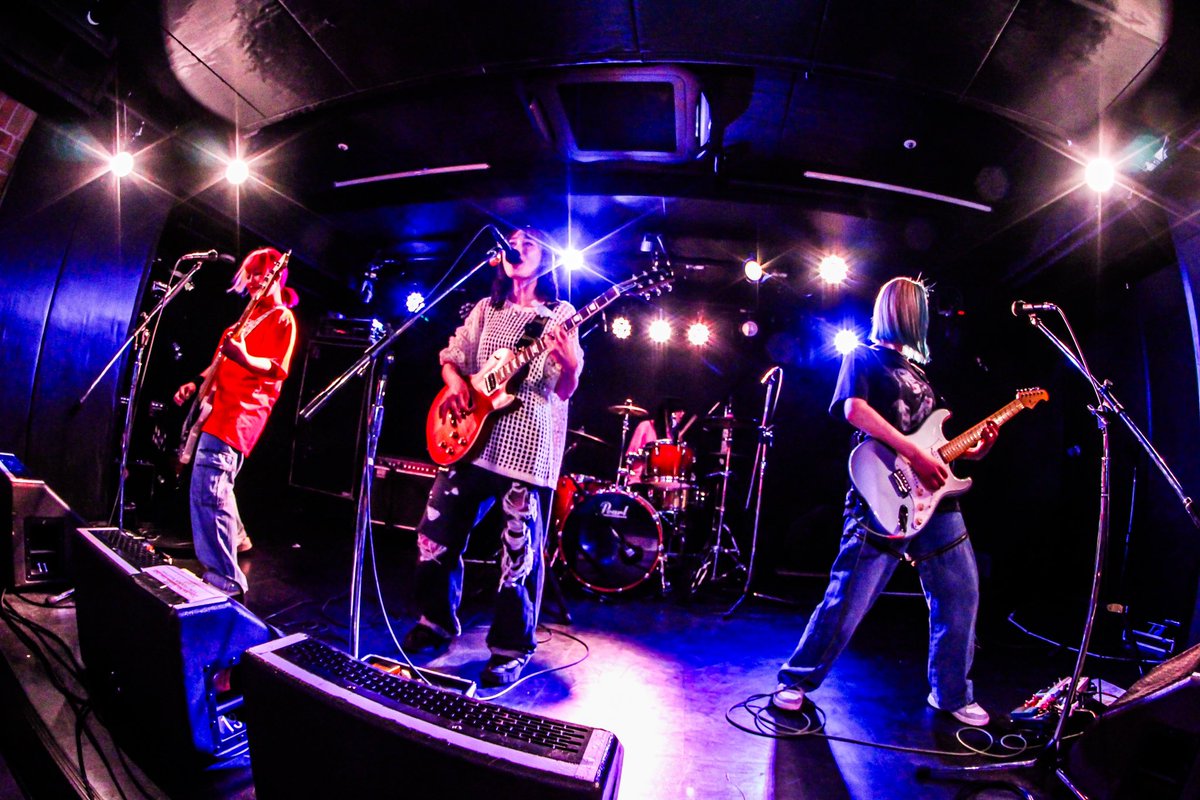 hug2fooo's tweet photo. WtB ”You Are My Stories Tour 2024” at YOKOHAMA BuzzFront
ありがとうございました
トッパーHug2Fooo!?みていただきありがとうございました!!!
次のライブは3/29 新宿SAMURAI
お待ちしております✨
photo by @krmpro14
#hug2fooo
#ハグフォー https://t.co/NbJmdC8pCa