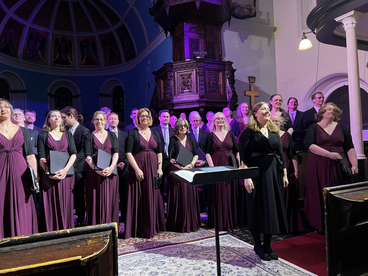 CONGRATULATIONS @flanagogo & @mornington_sing for a wonderful concert featuring the Irish premiere of @Rhonaclarke11 'Ave atque vale', the world premieres of @AilisNiRiain 'Diary of an Exile' and @RigakiE & #MarinaCarr 'Farewell to the Gods' alongside Josquin, Morales, Gombert