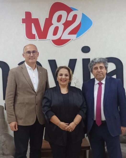 UlkuNabiz's tweet photo. CHP Meclis Üyesi Adayları Servet Ünlü ve Faruk Konukçu ile dün akşam çok güzel bir canlı yayın gerçekleştirdik.Ayrıca CHP Alanya İlçe Teşkilatına ve ekibine teşekkürler. #alanya https://t.co/PtWk9h5FPX