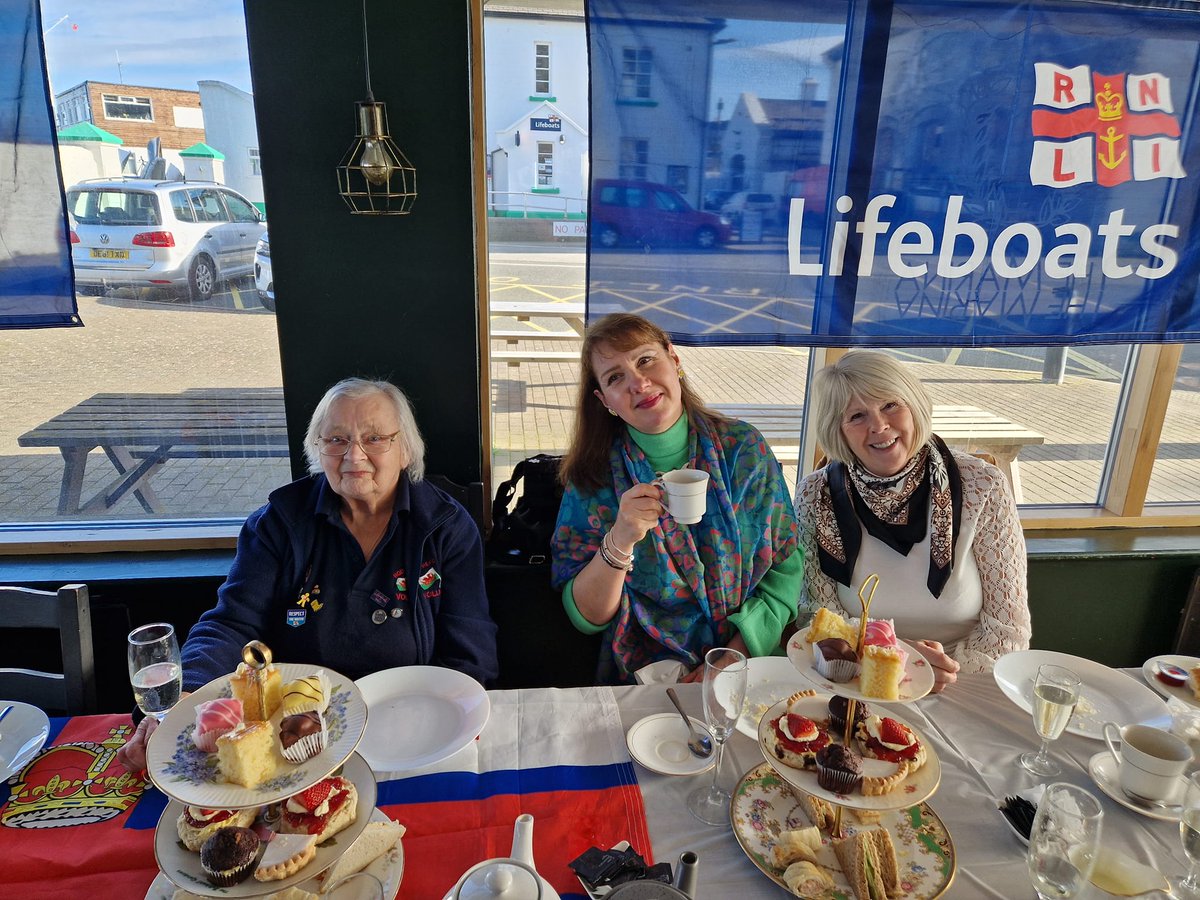 Yesterday, as part of our #RNLI200 celebrations, we held an afternoon tea for the unsung heroes of our charity - the men and women who volunteer in our lifeboat shop here in Holyhead! The crew popped in too to say a heartfelt thank you for all their hard work 👏💛⚓️ #RNLI