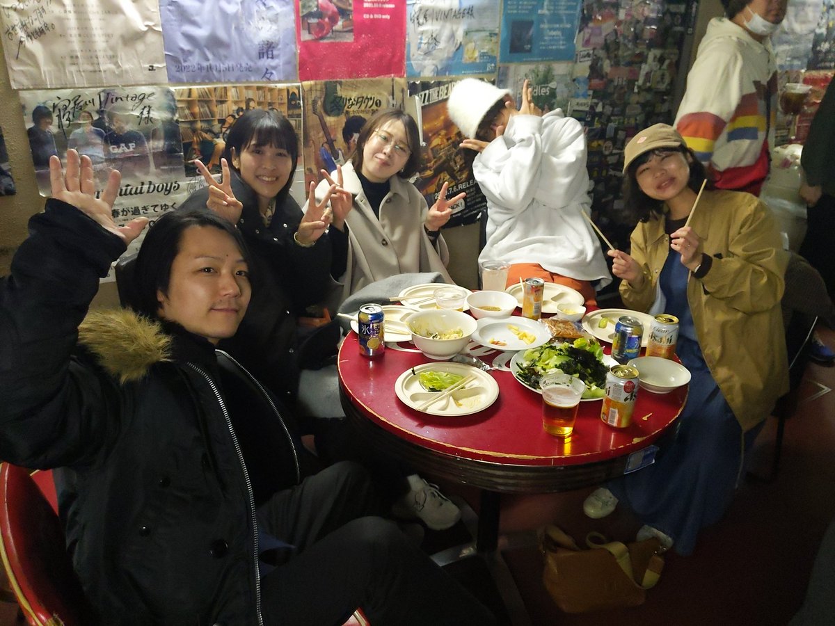 Osaka_POLKADOT's tweet photo. 泣いて笑って素敵な時間でした◎
寝屋川VINTAGE40周年おめでとうございます🎉忙しい時期にイベントをさせて頂き良心的な対応に感謝🥹 https://t.co/yJF6eZ37HK