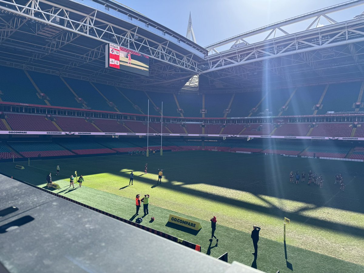 Swyddog Rygbi Penweddig tweet media