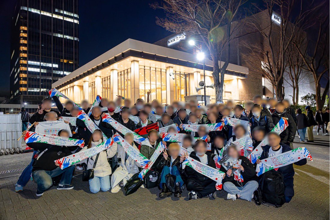KM95214212's tweet photo. 2日間東京めっちゃ楽しかった🗼
1日目はNHKホールで彩ちゃんのLIVEで次の日東京観光充実した2日になったーー‼️
今から帰ります🚄 https://t.co/u9frxRuN8Y