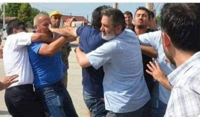 Ankara'da oruç tutmadığı gerekçesi ile bir kişiyi döven Çankırılı'nın da oruçlu olmadığı anlaşılınca Yozgatlı bir vatandaş da Çorumluya saldırdı. Yozgatlı'nın da oruçlu olmadığı ortaya çıkınca ortalık karıştı. Kavgaya karışan 15 kişiden hiçbirinin oruçlu olmadığı anlaşıldı.