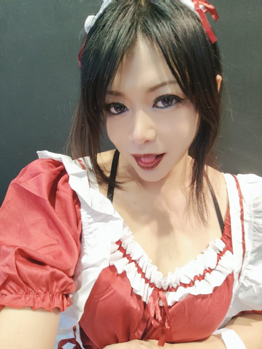 yumeno4569's tweet photo. 啊啊！主人今天需要怎樣的服務呢？ https://t.co/IlAQ2EsDUC