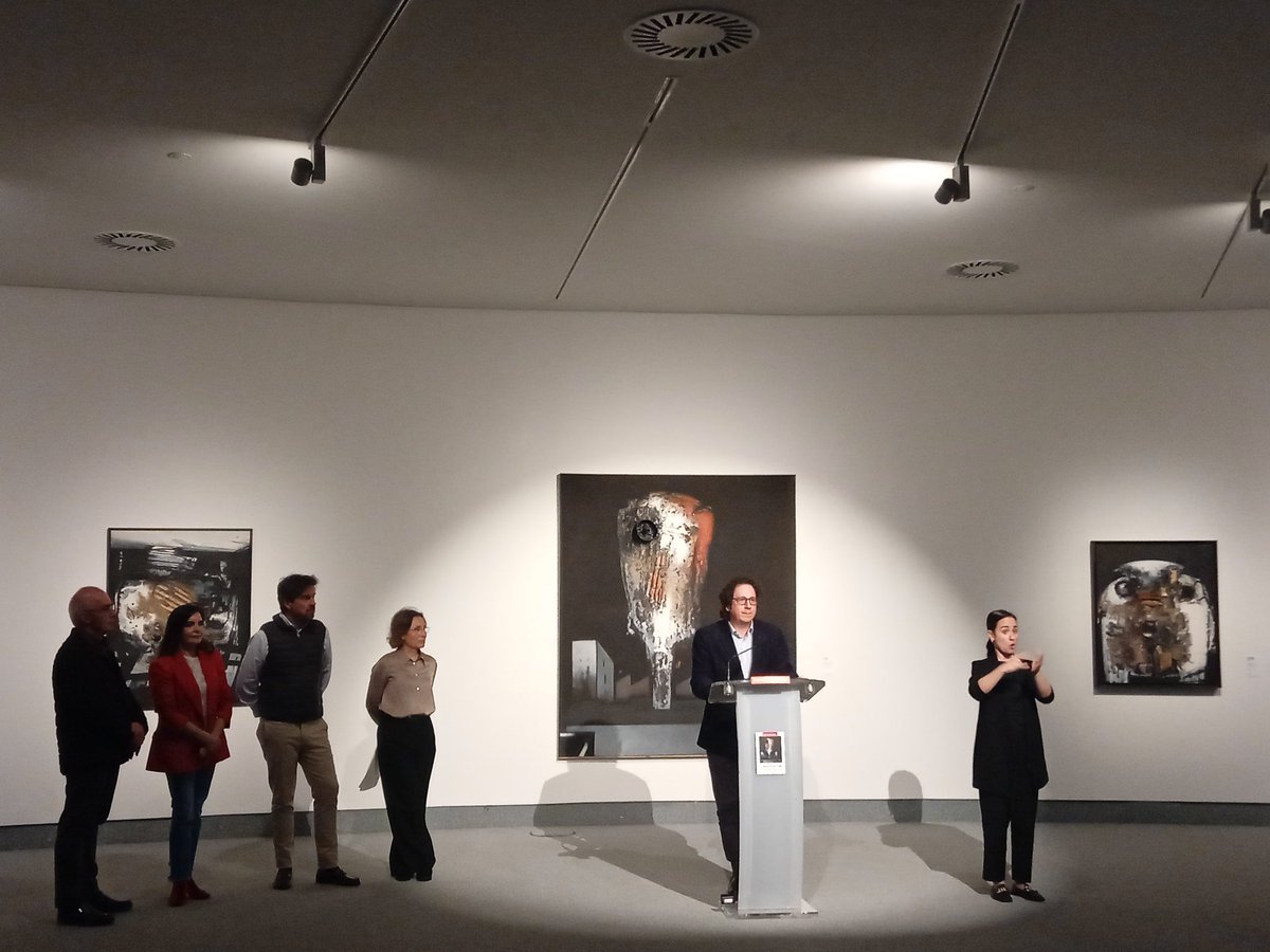 NataAlAr's tweet photo. 💡 Finaliza una semana de inauguraciones destacadas: #JuanaFrances en @CentroNiemeyer, #PaoloGasparini en #Sala2CCAI @Culturagijon y #EugenioAmpudia en #MuseoBarjola
Detrás de ellas hay profesionalidad, esfuerzo y mucho trabajo por traer a Asturias proyectos notables. https://t.co/p8xwaIwG7G