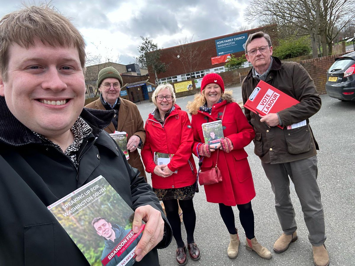 Busy day yesterday, lots of great conversations in North Tyneside, Newcastle and Washington South. #LabourDoorstep lots of support for Labour for all elections ☺️🌹✊🏼 #useallyourvotesforlabour