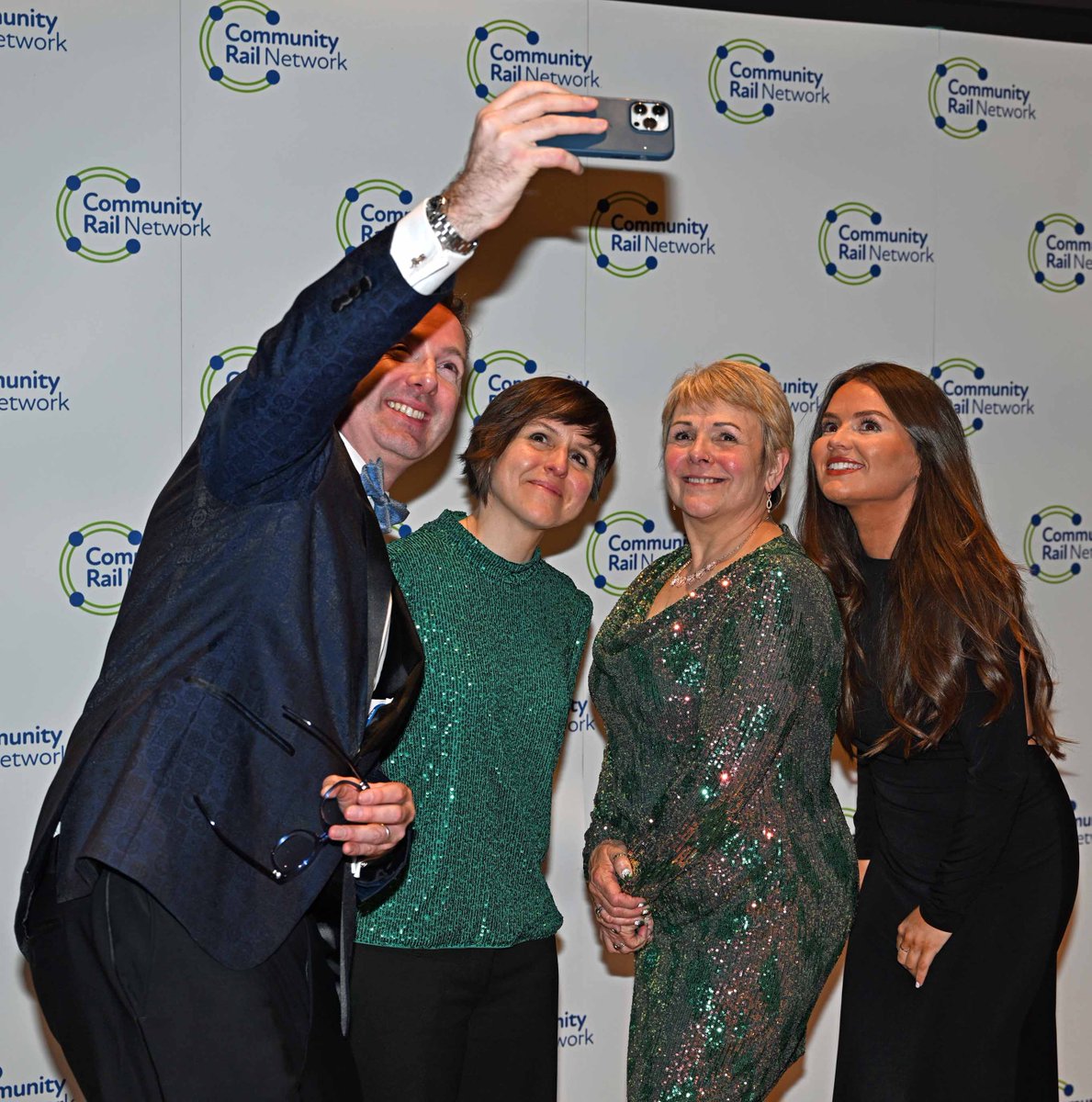 CommunityRail's tweet photo. And that's a wrap on #WinnersWeekend ๐
We hope you enjoyed finding out more about our fantastic 2024 Award winners. Don't forget, we have all the details of our 1st, 2nd and 3rd place projects on our website ๐ @GWRHelp @transport_wales @transportgovuk https://t.co/B4h0HsmLC4 https://t.co/JUOfrlxw1N