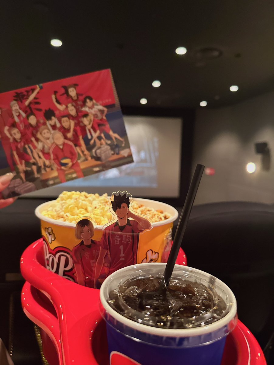 MAI__0523's tweet photo. ハイキューの映画
もう1回見に行こっと⊂( *･ω･ )⊃
初の浅草も食べたいもの食べれて満足♡ https://t.co/9RhzXrfpwH