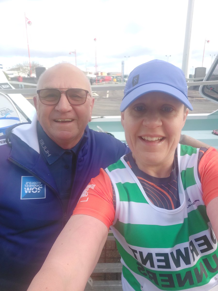 It was awesome to catch up with Vic Handley at the #Derby10k today. Vic is in training to row solo across the Atlantic to raise funds for @DerbyshireMind and 3 other amazing #Derbyshire charities. Keep going with the training Vic! 💙💙 @DCCTOfficial @UmbrellaDerby @LLDerbyshire