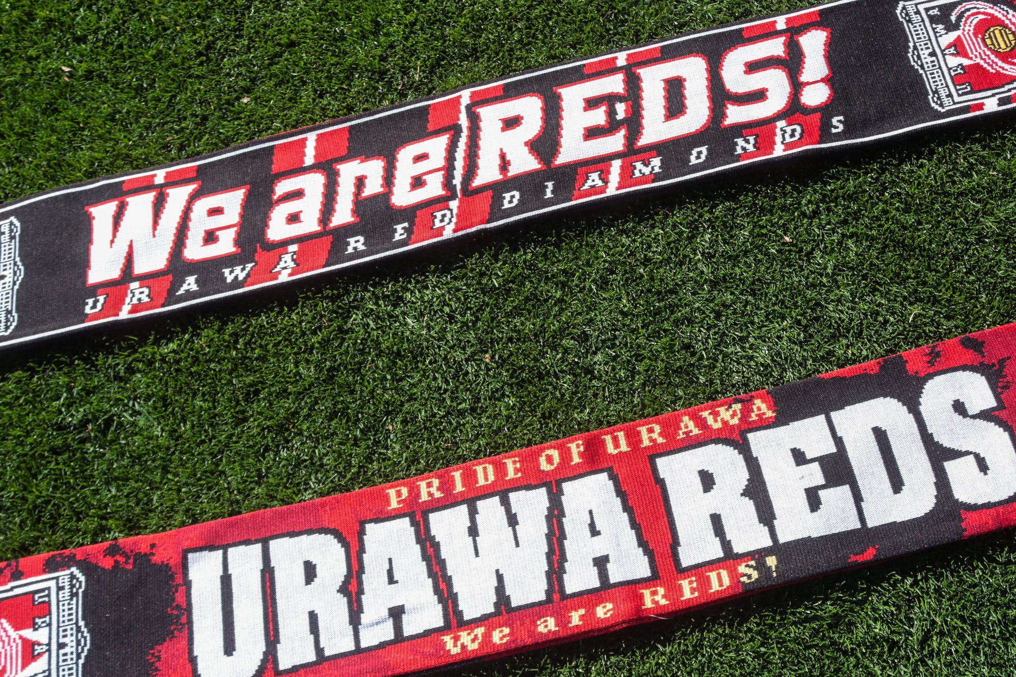 浦和レッズ　【世界制覇・URAWA WORLD】サマーマフラー未開封 浦和レッズ 【世界制覇・URAWA WORLD】サマーマフラー未開封
