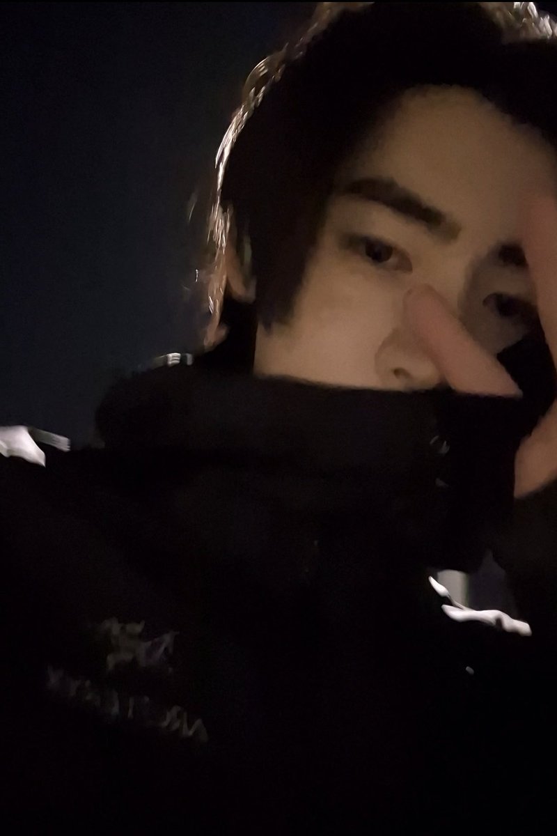 enhypenweverse's tweet image. [ #성훈’s Post ] 240324

#SUNGHOON: ✌️

@ENHYPEN_members @ENHYPEN #ENHYPEN #엔하이픈