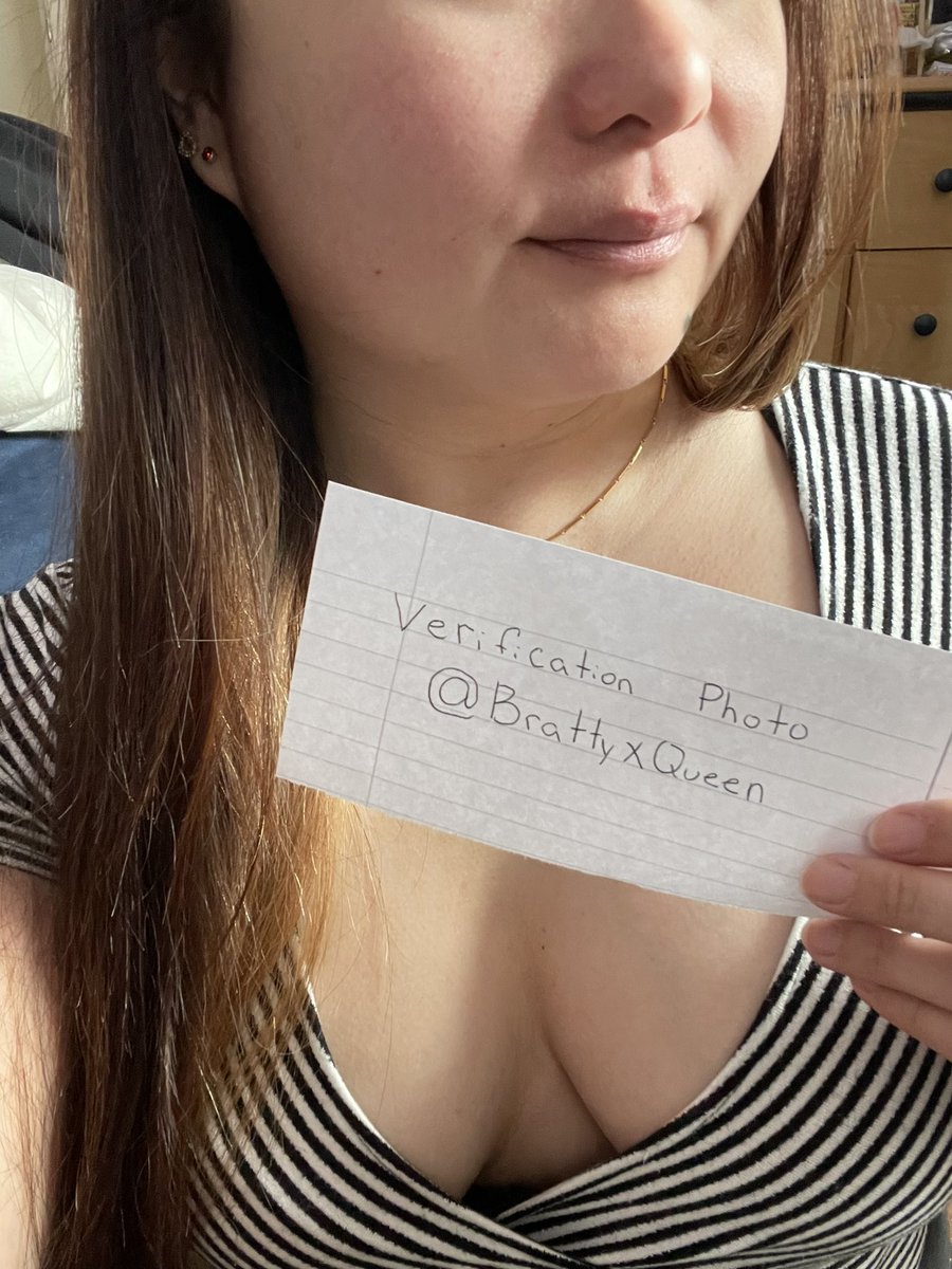 Verification photo for all you insecure cucks. whitecuck findom findomme cucks cashcow fetish humanatm brat spoiledbrat queengoddess worshipgoddess goddess findomaddict finaddict whalesub humiliation degrading paypiggy slave loser walletslave cuckhold cashslut goon finaddict…