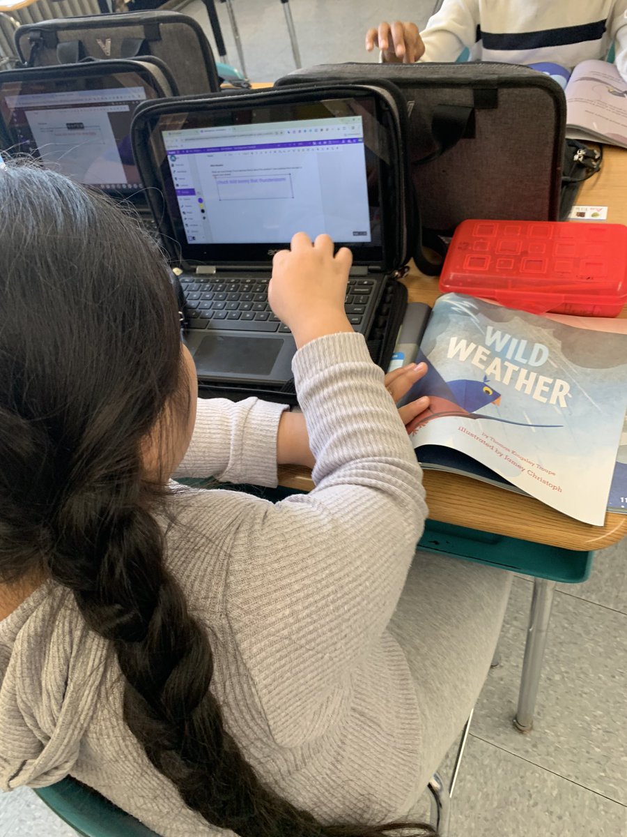 Grade 2 Ss are practicing their keyboarding skills responding to text via Kami! They ❤️ it! <a href="/CentralSchool33/">Central Elementary School</a> @ela_orange