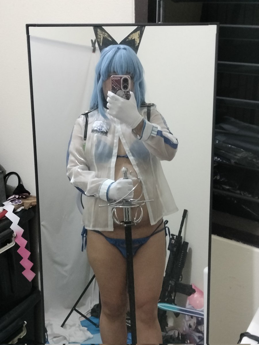 boonpob's tweet photo. คอสเอาไว้สองแบบ
ชุดบิกินี่กับชุดว่ายน้ำนักเรียน
(≧▽≦)
#crossdresser #crossdress #trap #cosplay #NIKKEcosplay #HelmNikke #Helmcosplay #NikkeGoddessofVictory https://t.co/wfdWLIhwaa