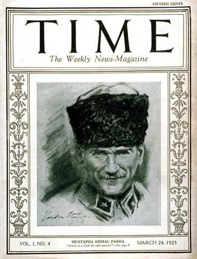 Mustafa Kemal Atatürk, 101 yıl önce bugün TIME dergisine kapak olmuştu.
O günlerde Türkler için “Türkler nerede kendisinin efendisi olmuştur? Cehennemde” şeklinde aşağılayıcı bir cümle kullanılıyordu.

Mustafa Kemal Paşa o kalıbı da verdiği cevapla yıkıyordu. “Türkler, Türkiye’de