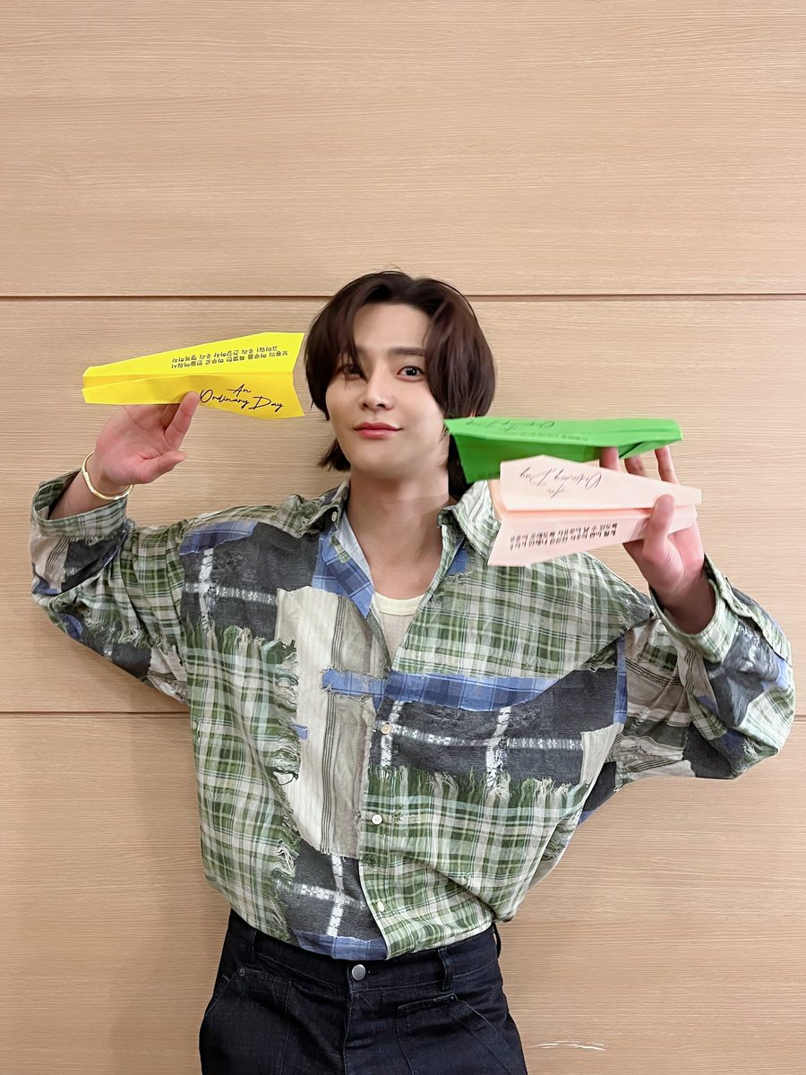 2024 RO WOON FAN MEETING '보통의 하루' 일요일 공연 종료!

우리가 함께라면 '보통의 하루'는
언제나 '빛나는 하루' 일거야✨

함께해 주신 모든 팬 여러분 고맙습니다🙏🏻

#로운 #ROWOON #AnOrdinaryDay #보통의하루