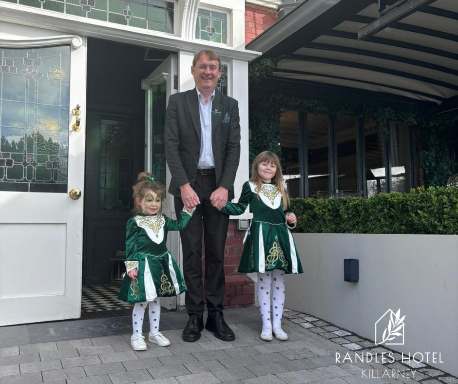 Throwback to last weekend, when we enjoyed a wonderful St Patrick's Festival in Killarney. Congratulations to all the organisers & volunteers who work so hard for our town to ensure memorable & enjoyable experience for all. #thankyou #stpatricks #festivals #originalirishhotels