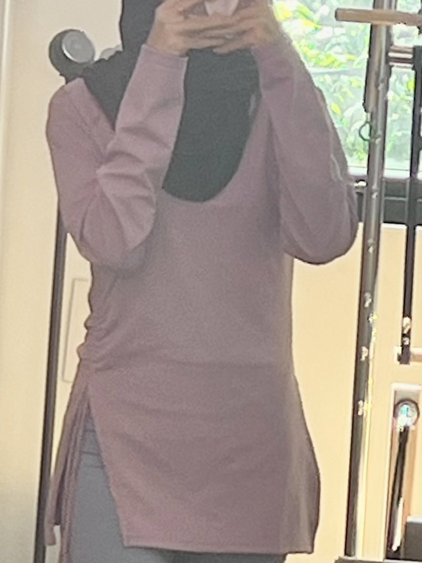 bungsmlnd's tweet photo. baju olahraga yang super comfyyy🧘‍♀️

buat yoga dan pilates ini cocok banget, cuttingnya slim fit dan bisa diserut pinggirnya jadi super cantik😍😍 bahannya ga bikin panas jugak kalo keringetan☀️ bahannya nilon+spandeks

ku beli di sini 👉 https://t.co/dNqpVEKcEz https://t.co/KYIIGlmC11