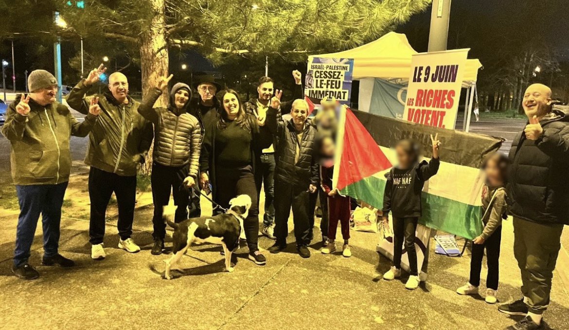 raychon698's tweet photo. @BelouassaAnais @ManonAubryFr @FranceInsoumise @InsoumisJeunes @JeuneInsoumis69 @LFIRhone @LFIBRON ET des caravanes populaires à Saint-Priest et Vénissieux dans les quartiers de bel air et les minguettes , pour les inscriptions sur les liste électorales. 
Le 9 juin, donnez nous la force de tout changer. Votons pour @ManonAubryFr !  #UnionPopulaire #quartierspop https://t.co/dzR9QKb7V4