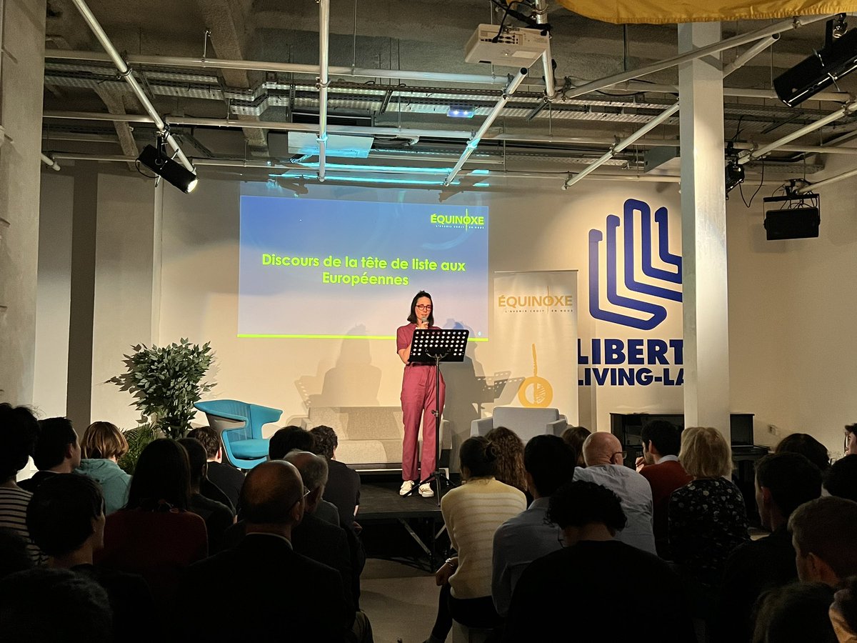 📣 "Ils disent que nous sommes naifs, technocrates et sans expérience. Je préfère dire que nous sommes impertinents, fougueux, et à la hauteur des enjeux" : Voilà #Equinoxe selon Marine Cholley, notre tête de liste aux européennes, en intro de l'Université de Printemps