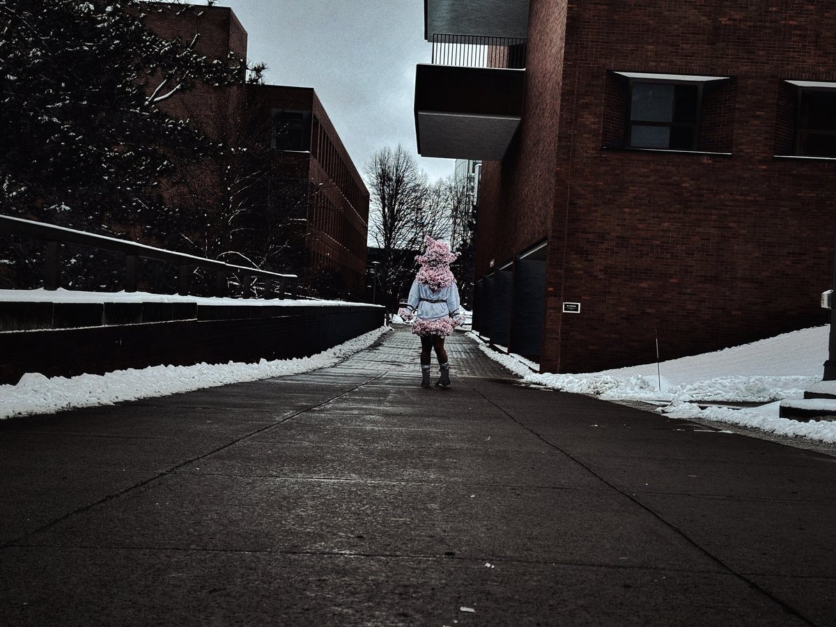 Pretty proud of how my Sakura Head cosplay came out! I really enjoyed Silent Hill Secret Message and I can't wait for the Silent Hill 2 Remake Monster Design by @adsk4 Cosplay made by me! @Konami @SilentHill