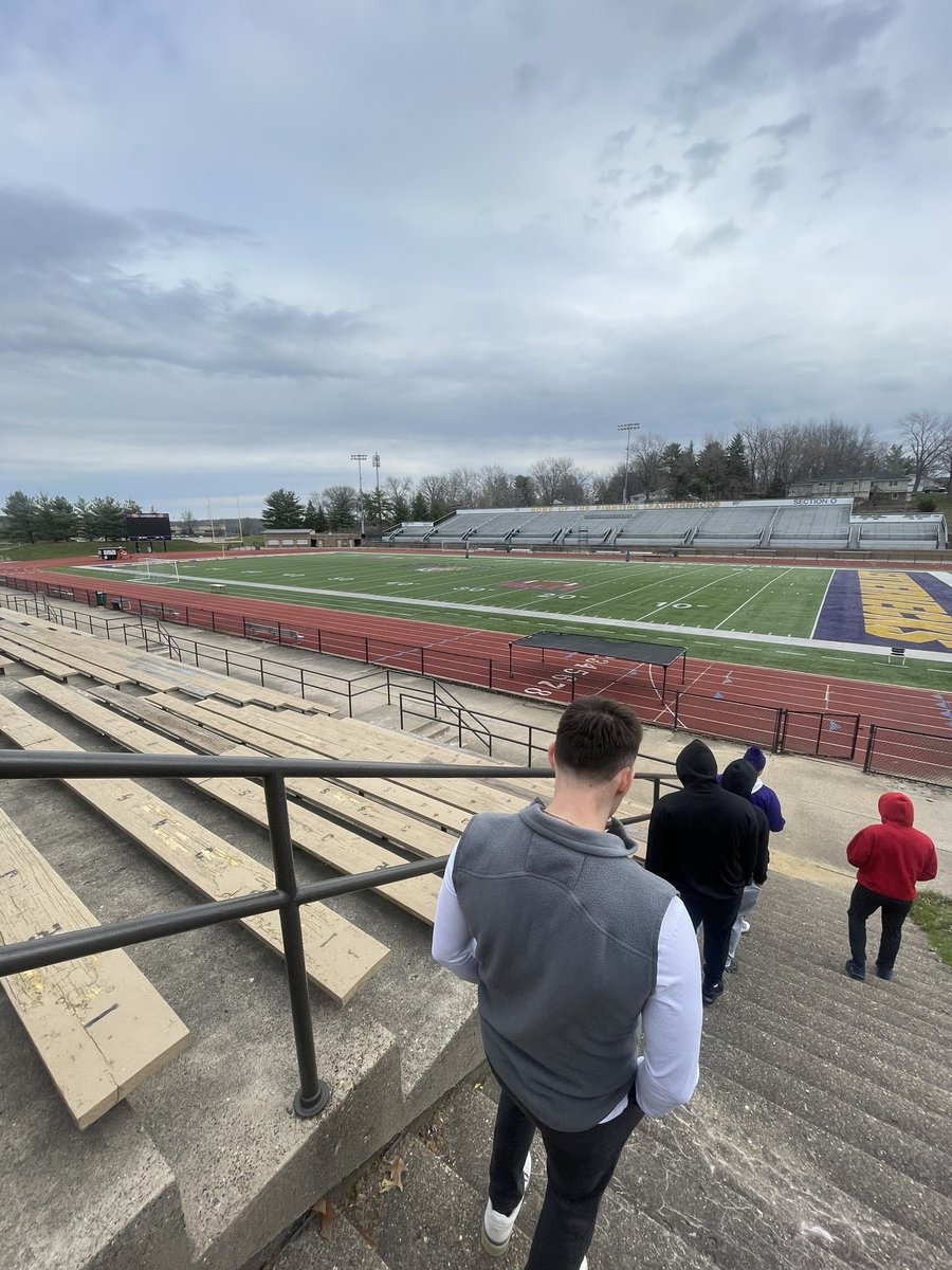 Happy to say I received my very first offer (D1) from Western Illinois University 
Thank you <a href="/McKeownDB/">Dan McKeown</a> 💜💛
<a href="/romulus_eagleFB/">Romulus Eagle Football</a> <a href="/Coach_Searcy/">Charles Tory Searcy</a> <a href="/RisingStars6/">Rising Stars Academy</a> <a href="/MIexposure/">Michigan Exposure</a> <a href="/TheDZone/">TheDZone</a>